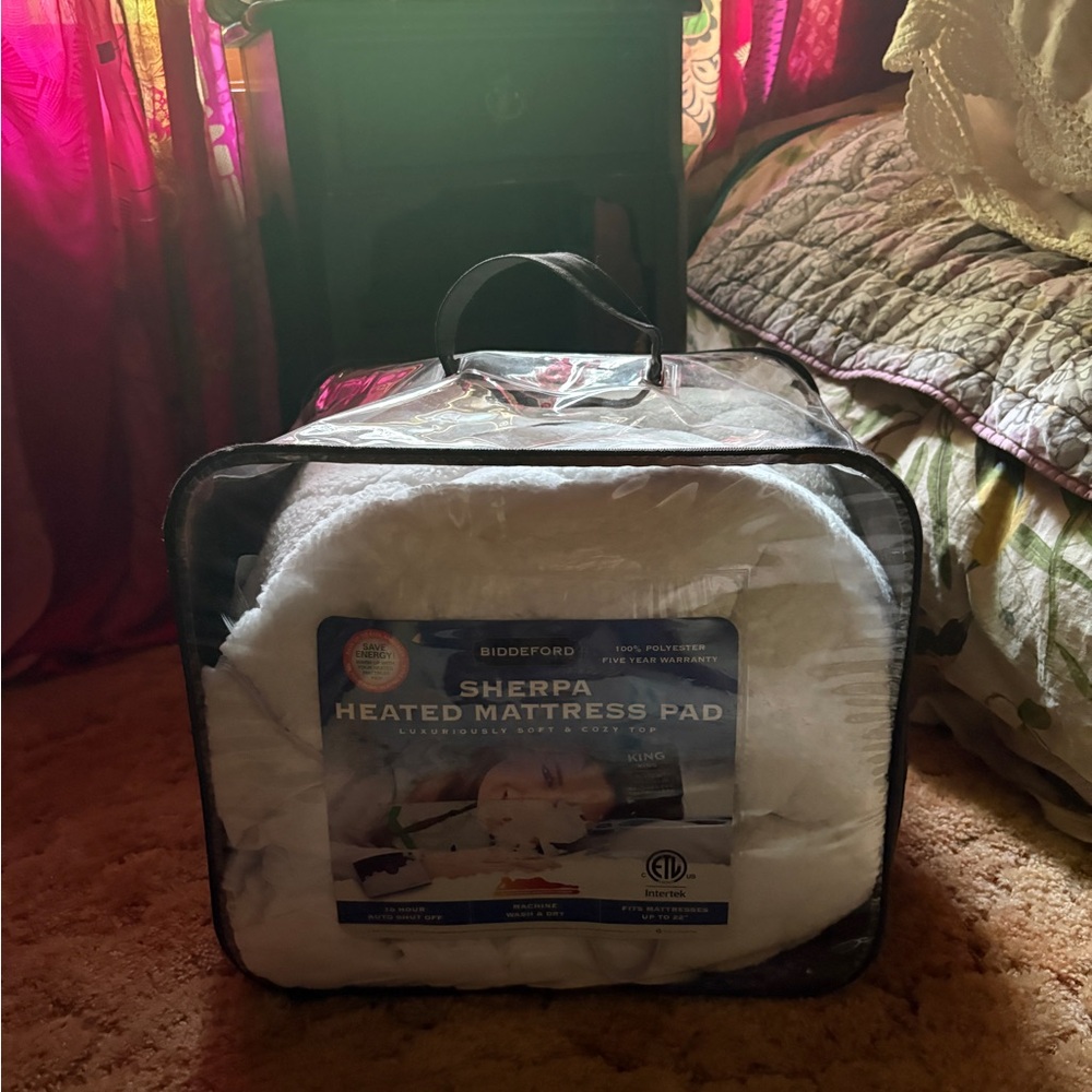 Biddeford White Sherpa Heated Mattress Pad - Plush Warmth King New in package